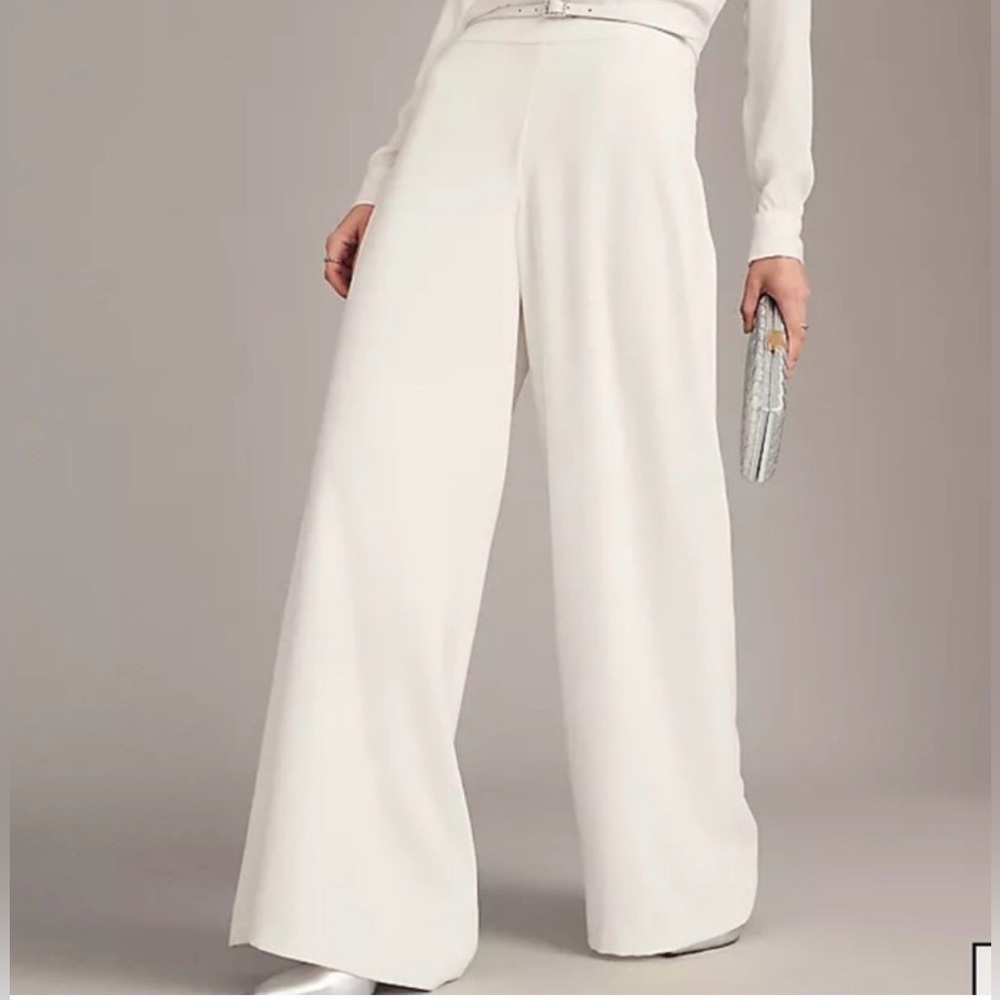 Ann Taylor The Dramatic Wide-leg Crepe Pant, Winter White, Size 14